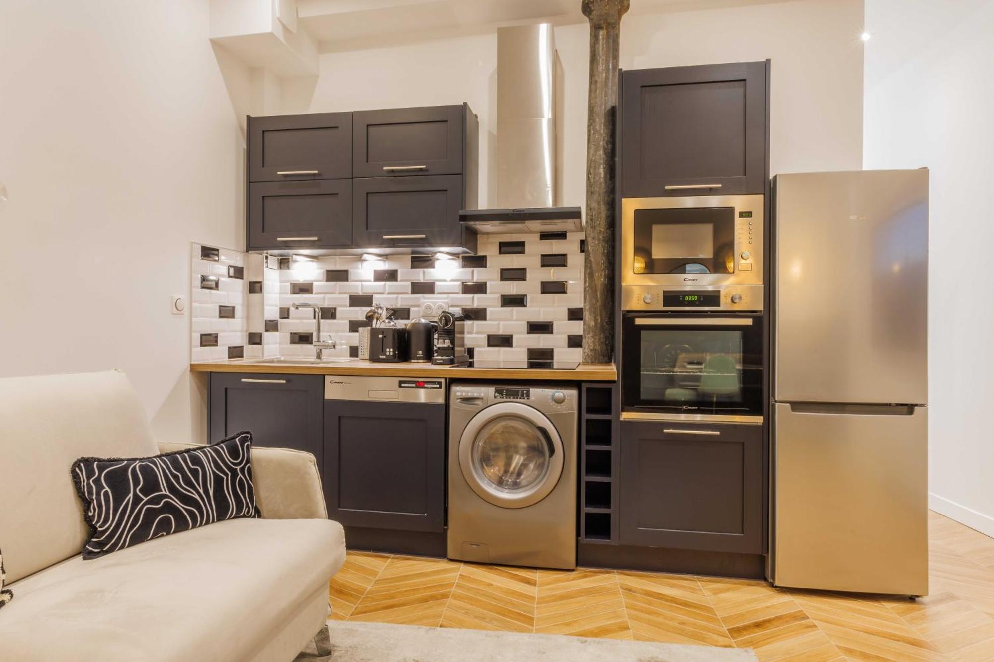 Charmant Appartement 2Br-6P - Gare De L'Est Париж Екстериор снимка